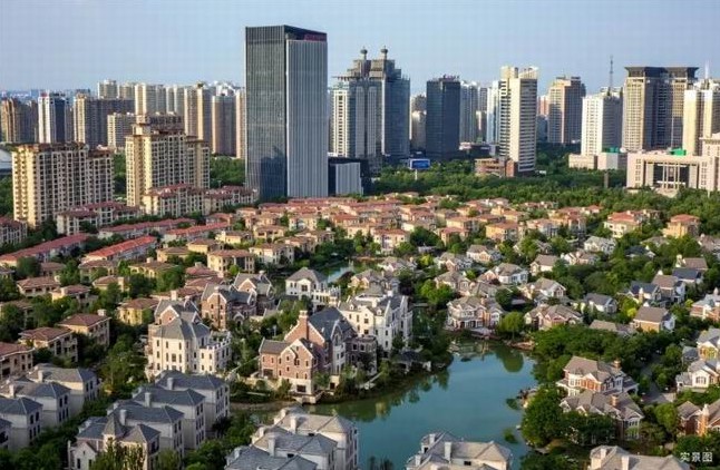 国宝花园 | 城央藏墅 ，，，一生一遇